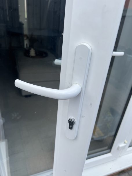 Cylinder Replacement Replacement cylinder fitted to a white uPVC door by Lock Excellence